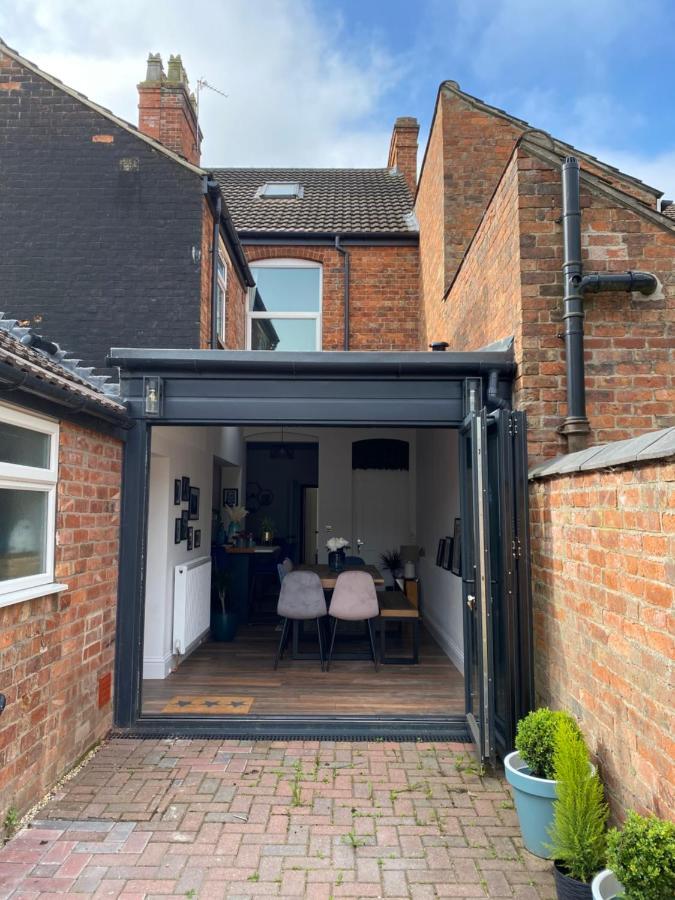 Luxury Spacious Renovated Townhouse Grantham Bagian luar foto