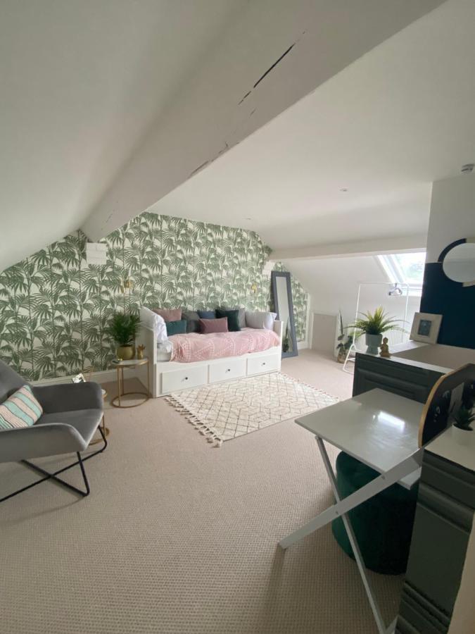 Luxury Spacious Renovated Townhouse Grantham Bagian luar foto